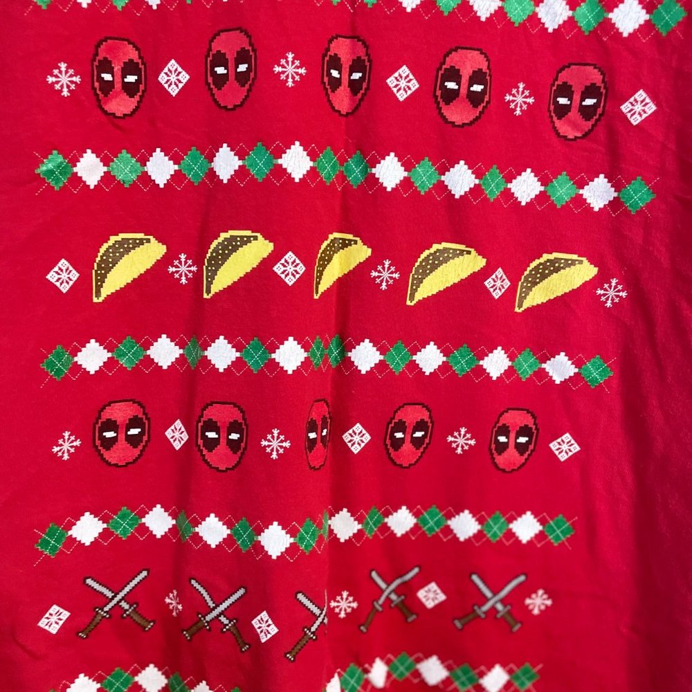 Marvel Deadpool Christmas T-Shirt